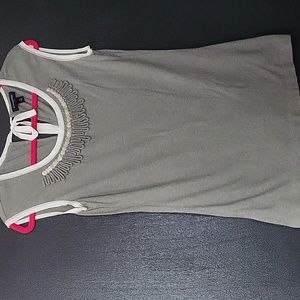 Adorable Banana Republic sleeveless top